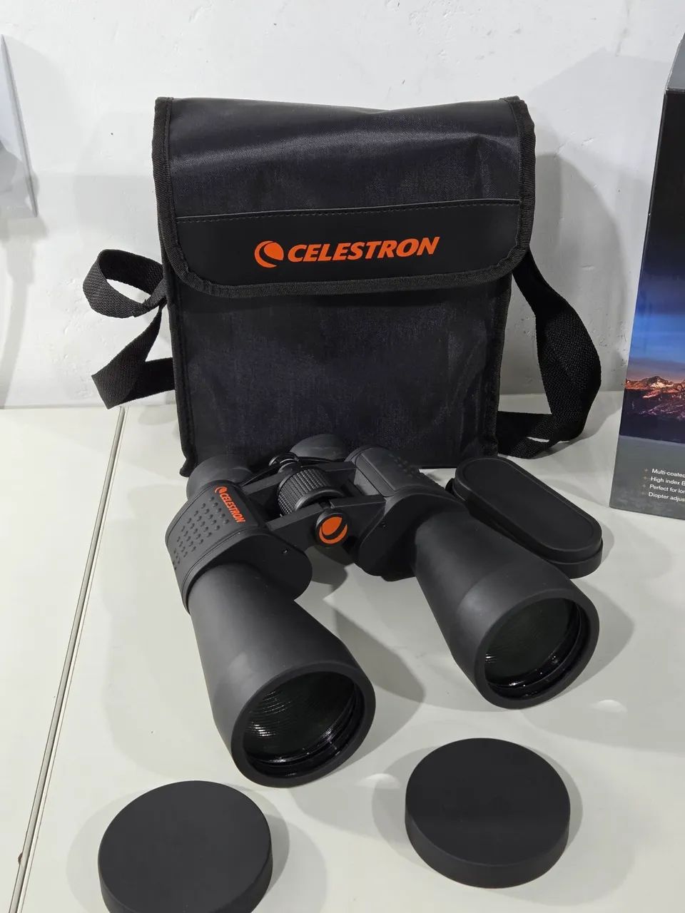 Binóculo Celestron SkyMaster 12 x 60 - Foto 2