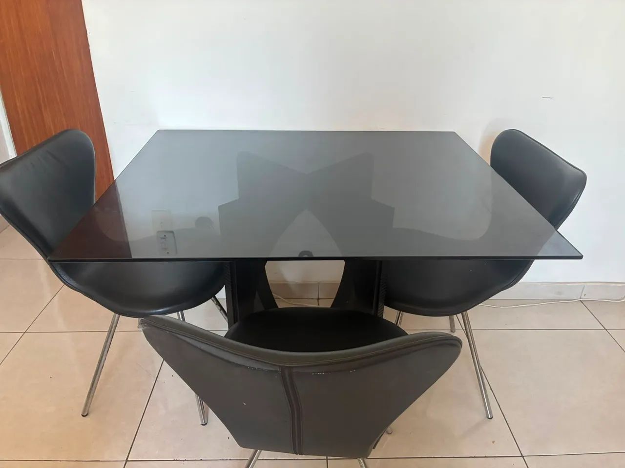 Mesa com cadeiras 