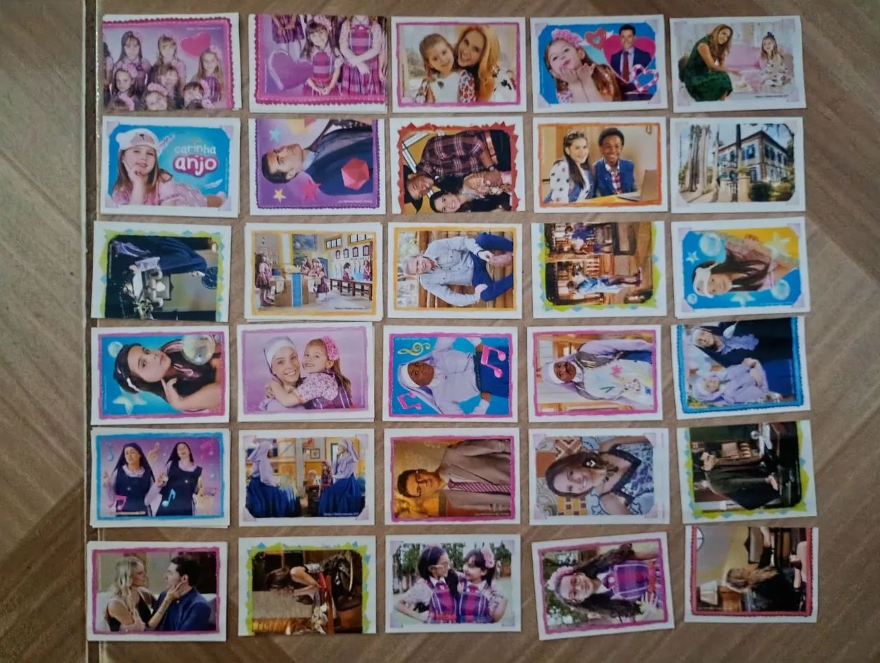 Figurinhas do Álbum da novela CARINHA de anjo 