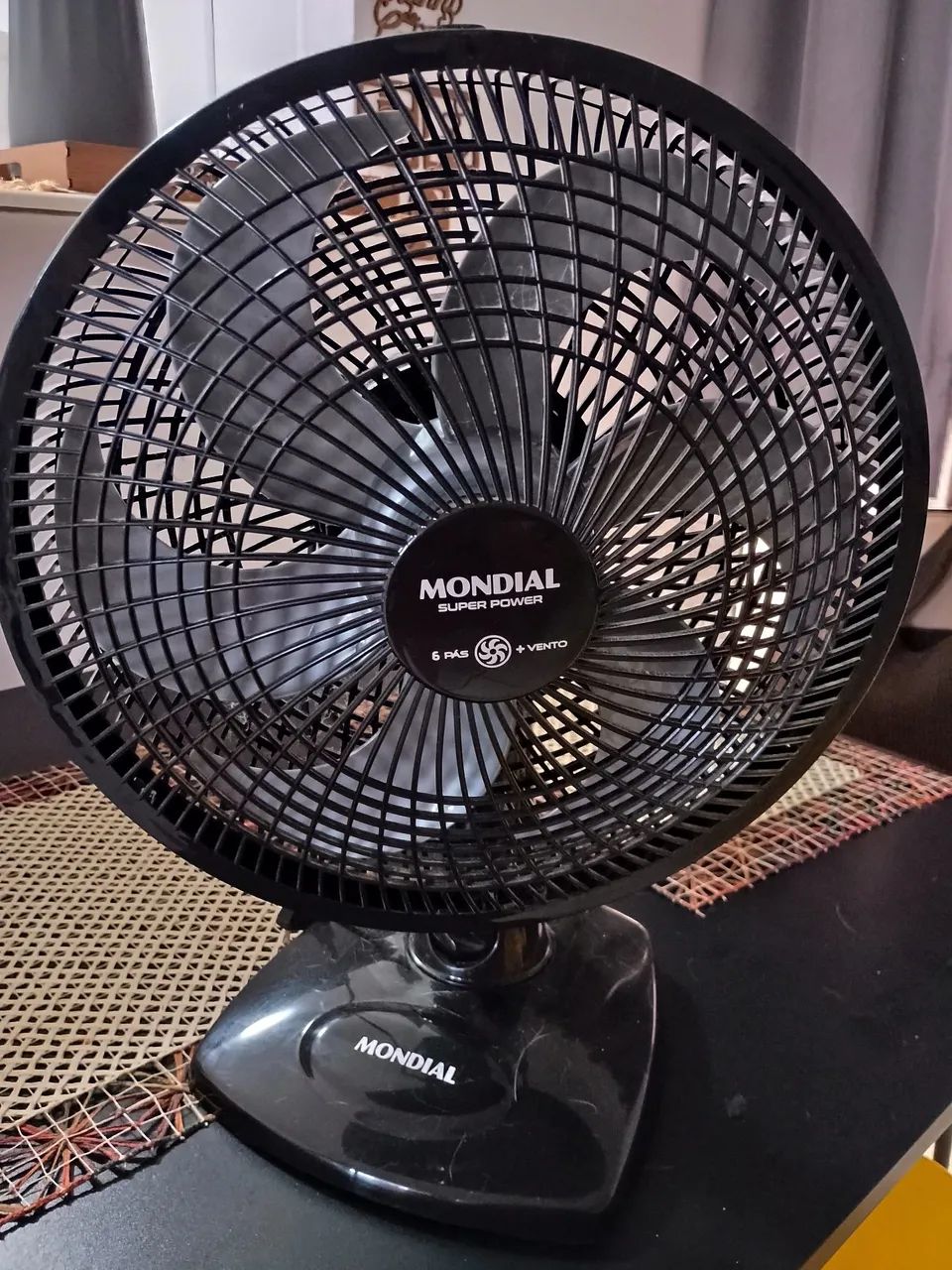 Ventilador semi novo 