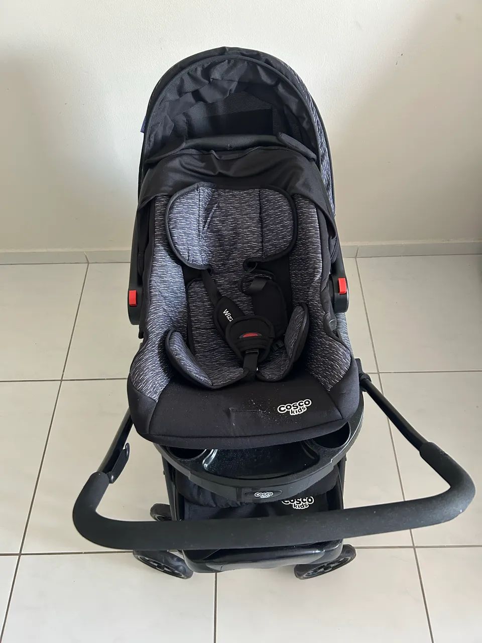 Carrinho de bebê + bebê conforto - Foto 2