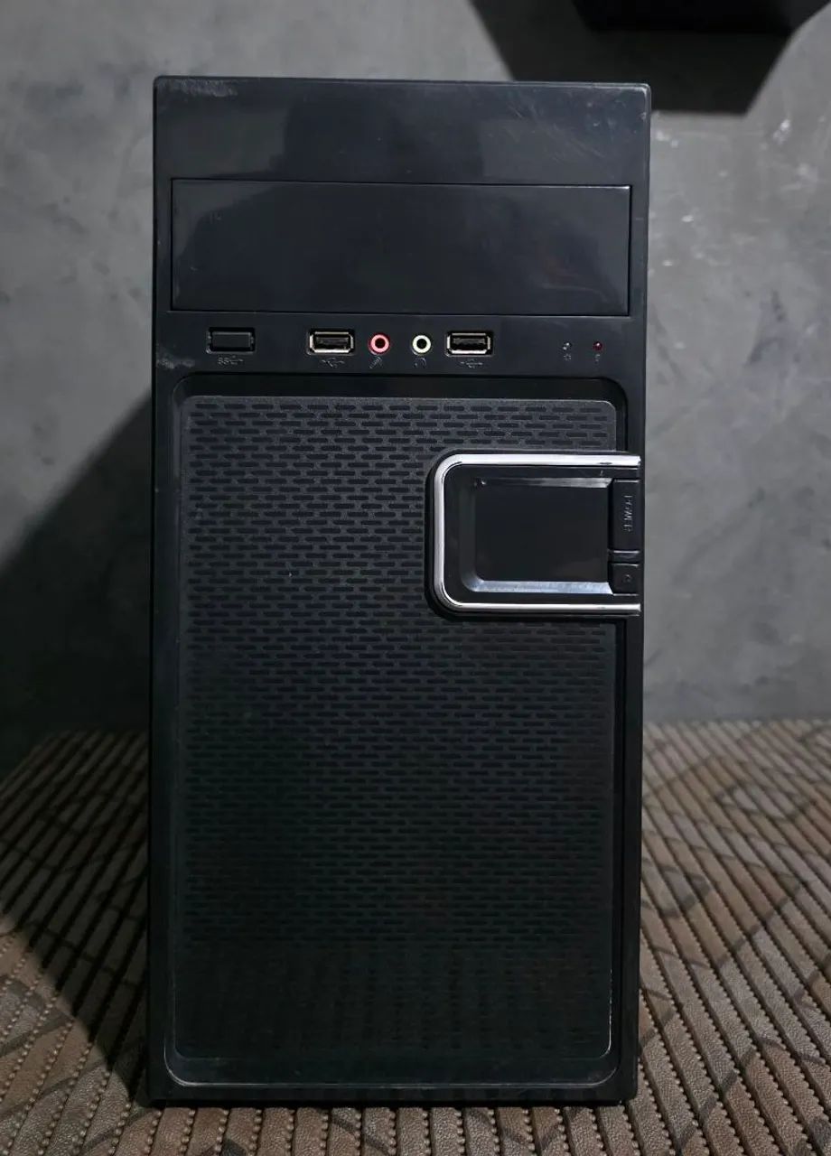PC Home Office / A8 9600/ Placa de video R7/ 8GB Ddr4 ac trca