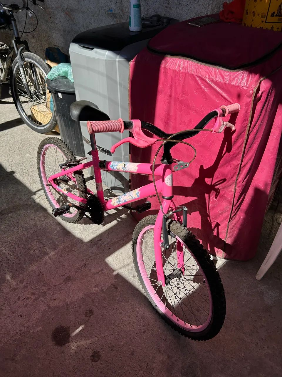 Bicicleta rosa infantil menina usada aro 20 