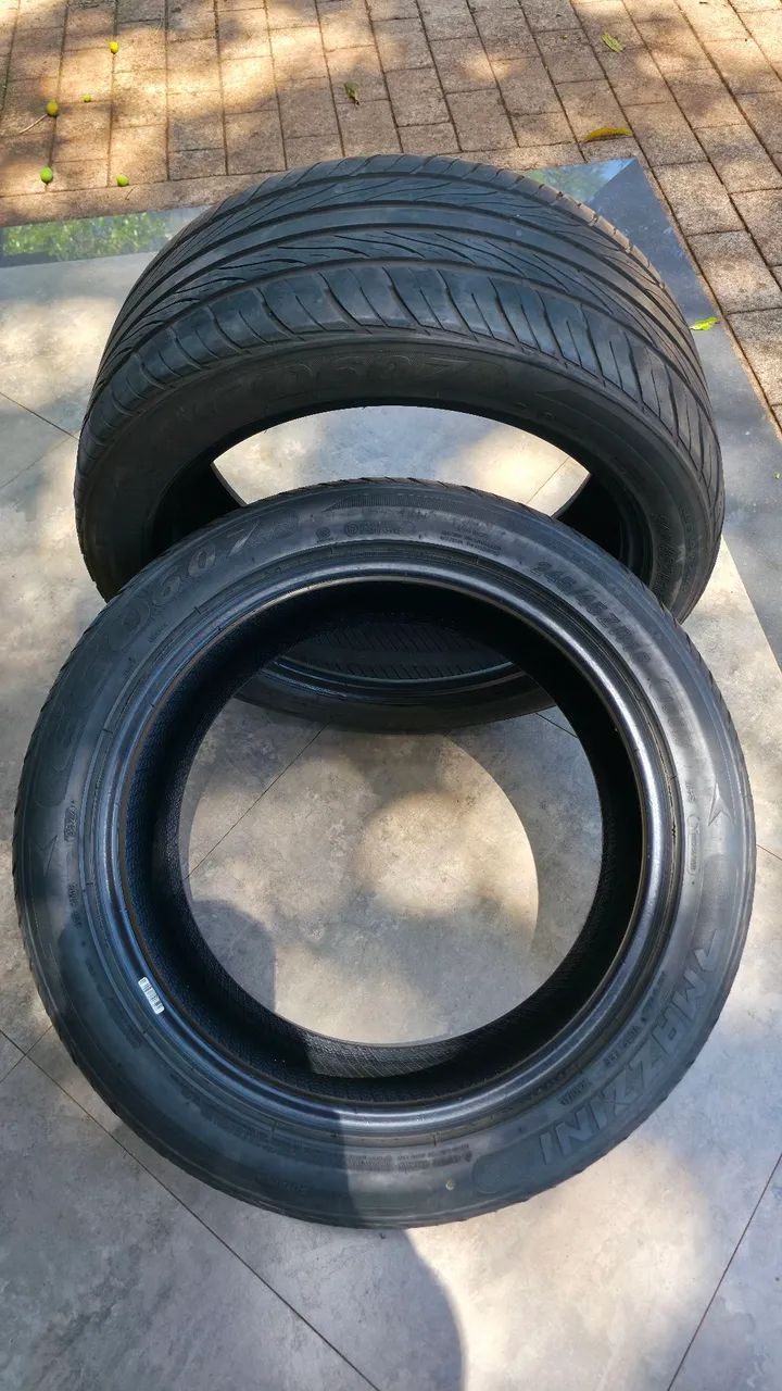 02 pneus 245/45 r18 - Foto 3