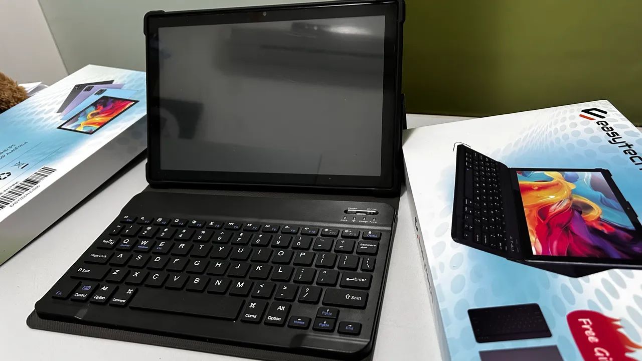Tablet Easytech 10 polegadas + Teclado Bluetooth + Capa magnética 