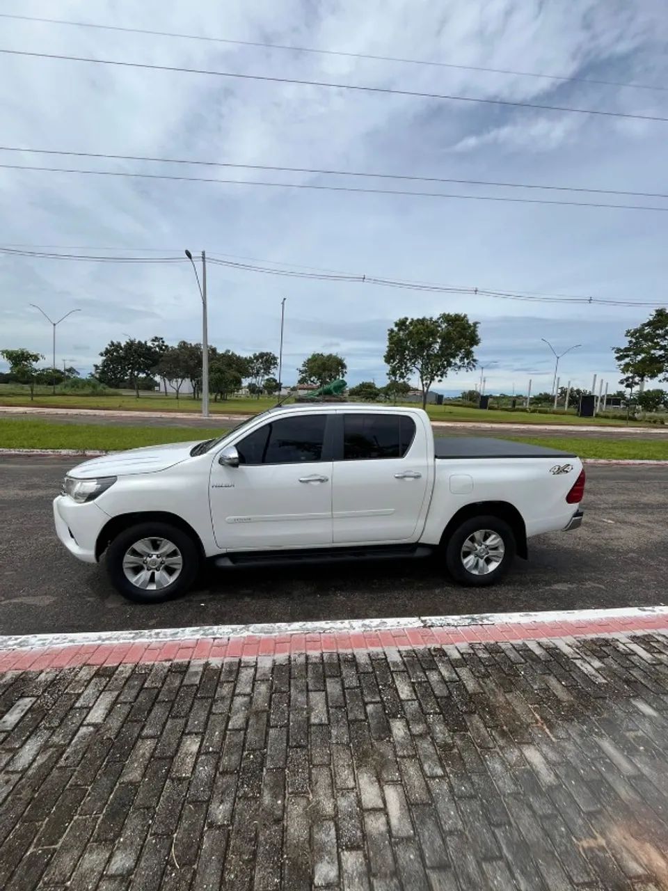 Toyota Hilux CD 4X4 2.8 DIESEL AUT. 2018