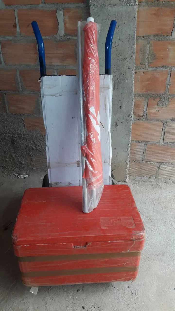 Vendo kit carrinho de carga caixa e sonbreiro