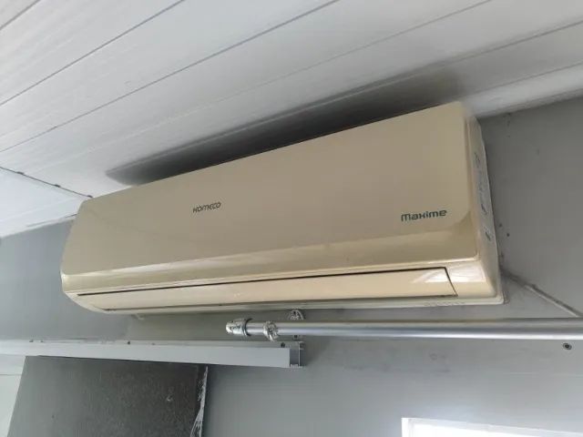 AR CONDICIONADO KOMECO 18.000 BTUs - GELANDO FORTE!