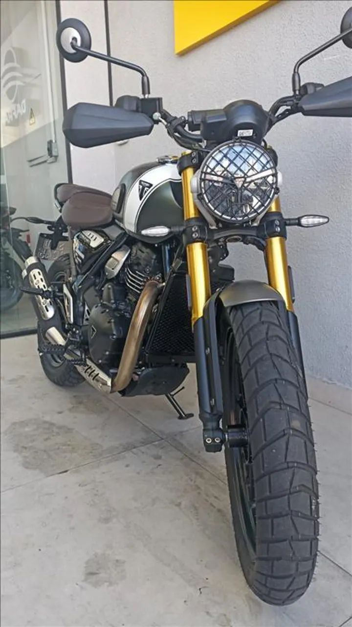 TRIUMPH SCRAMBLER 400 X
