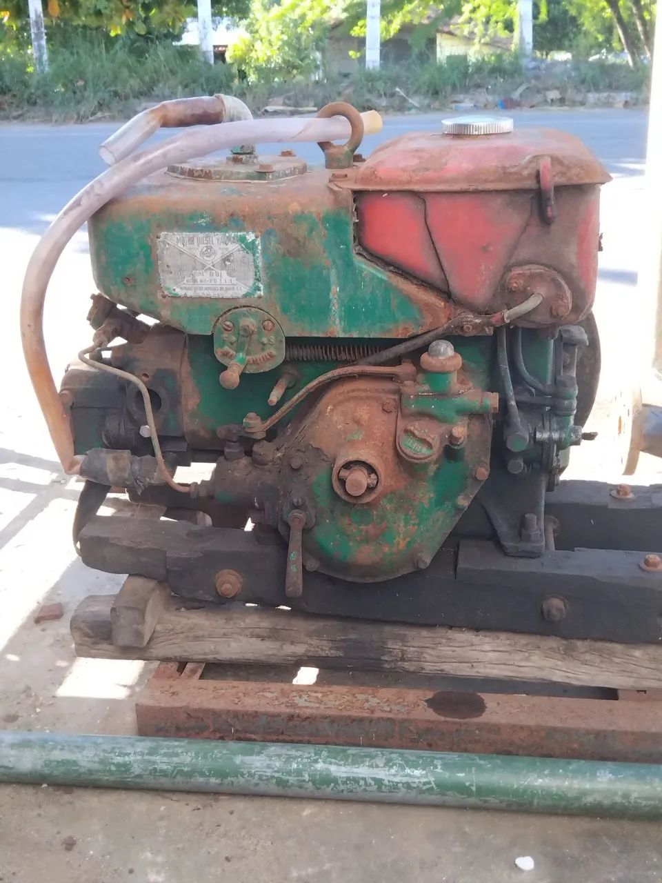 Motor yanmar B8