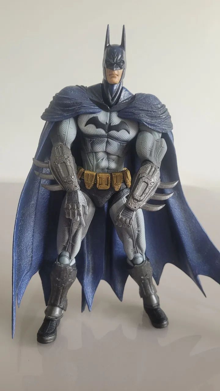 Boneco Batman Arkham City Play Arts Kai   - Foto 4