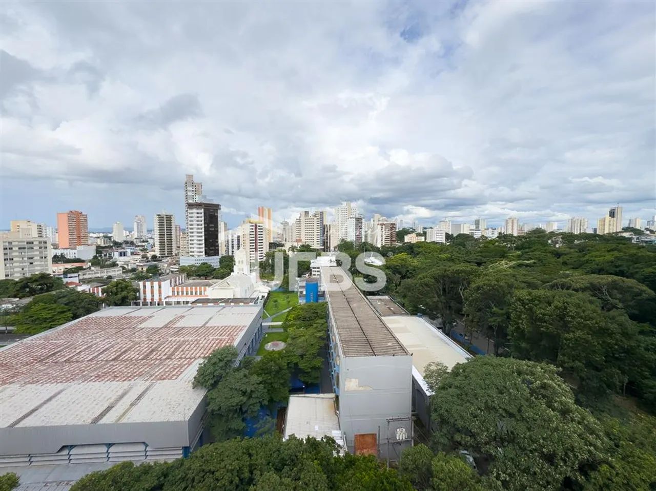 Apartamento duplex, no Edifício Beethoven. Setor Oeste. - Foto 2