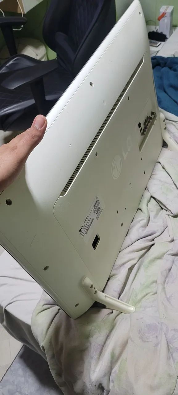 TV LG 32 POLEGADAS ( COM DEFEITO) - Foto 3