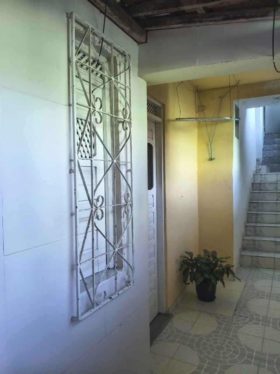 Aluga-se casa em Candeias/Ba