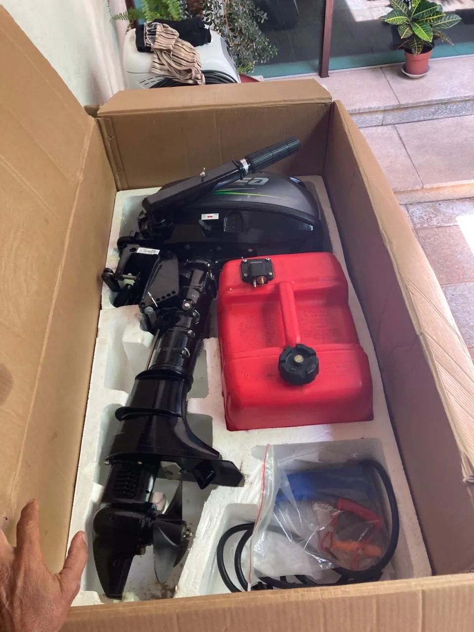 Motor de Popa 5hp + Bote Inflável Intex 