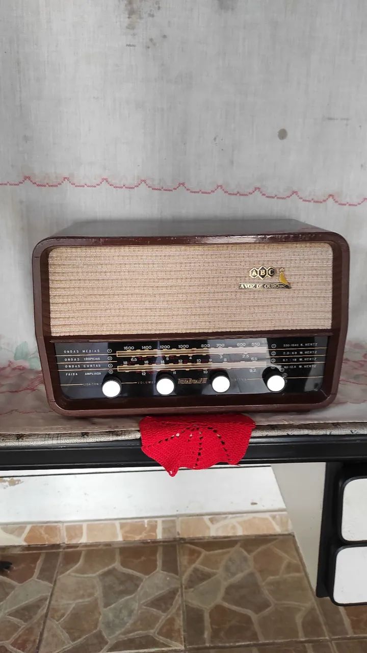 Rádio antigo 