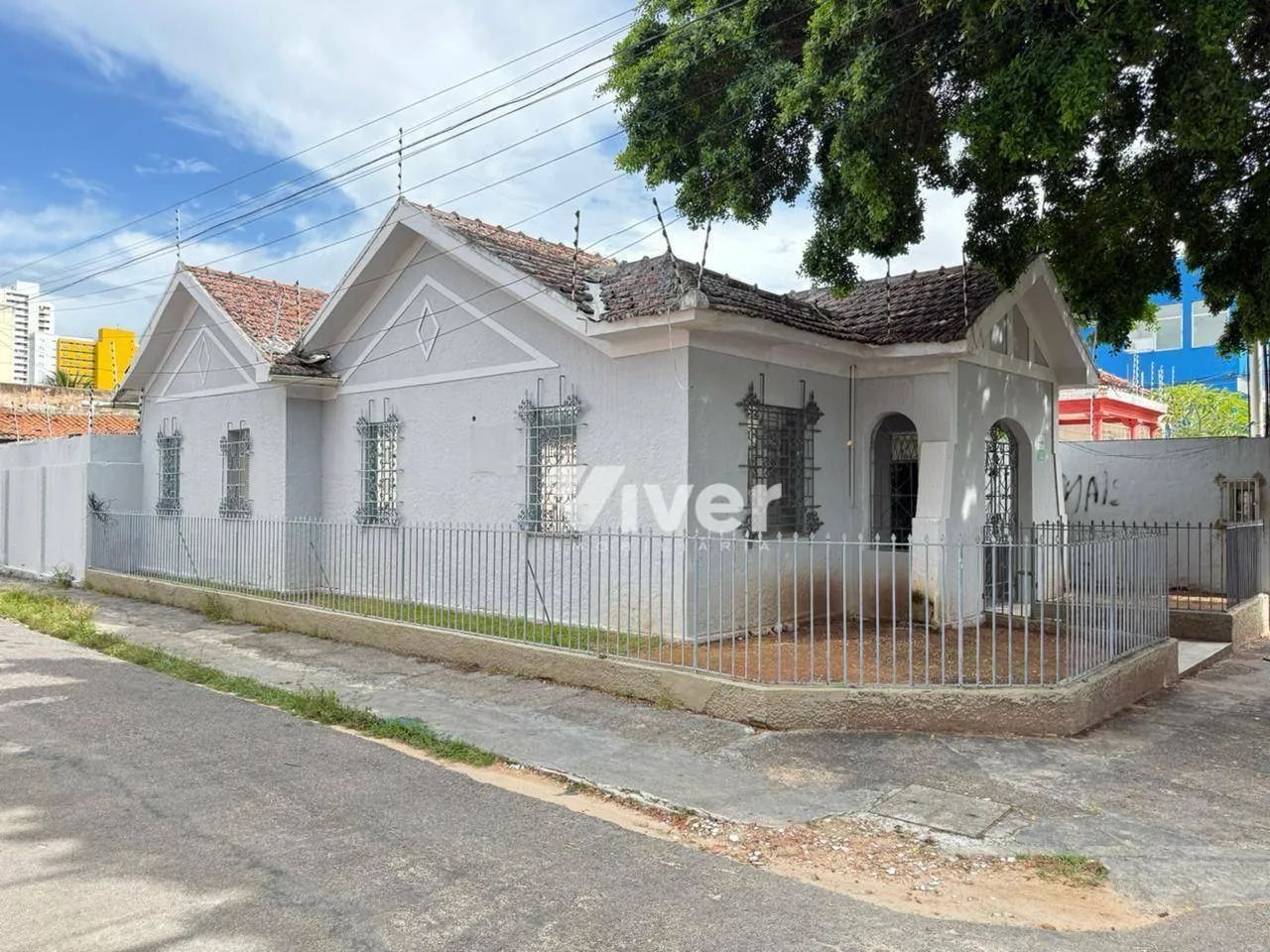 CASA COMERCIAL - CIDADE ALTA