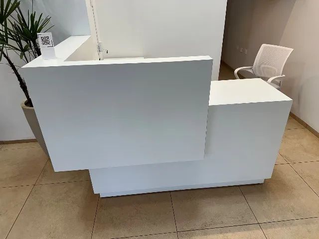 Mesa escritório/consultório/recepção