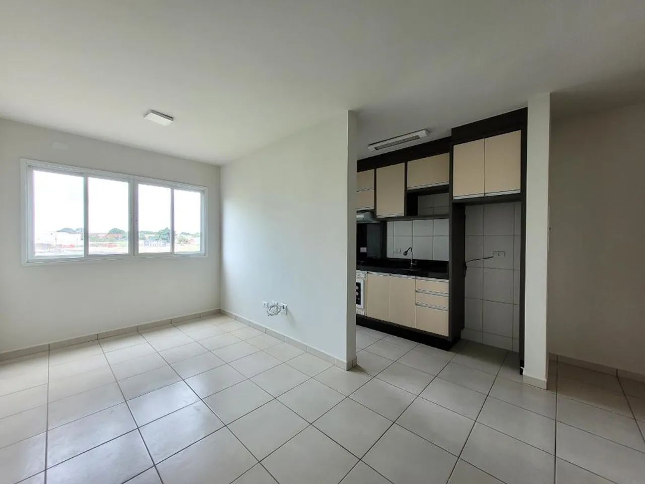 Apartamento para alugar em Maringá, Loteamento Sumaré, com 2 quartos, com 48.9 m², Sumaré  - Foto 2