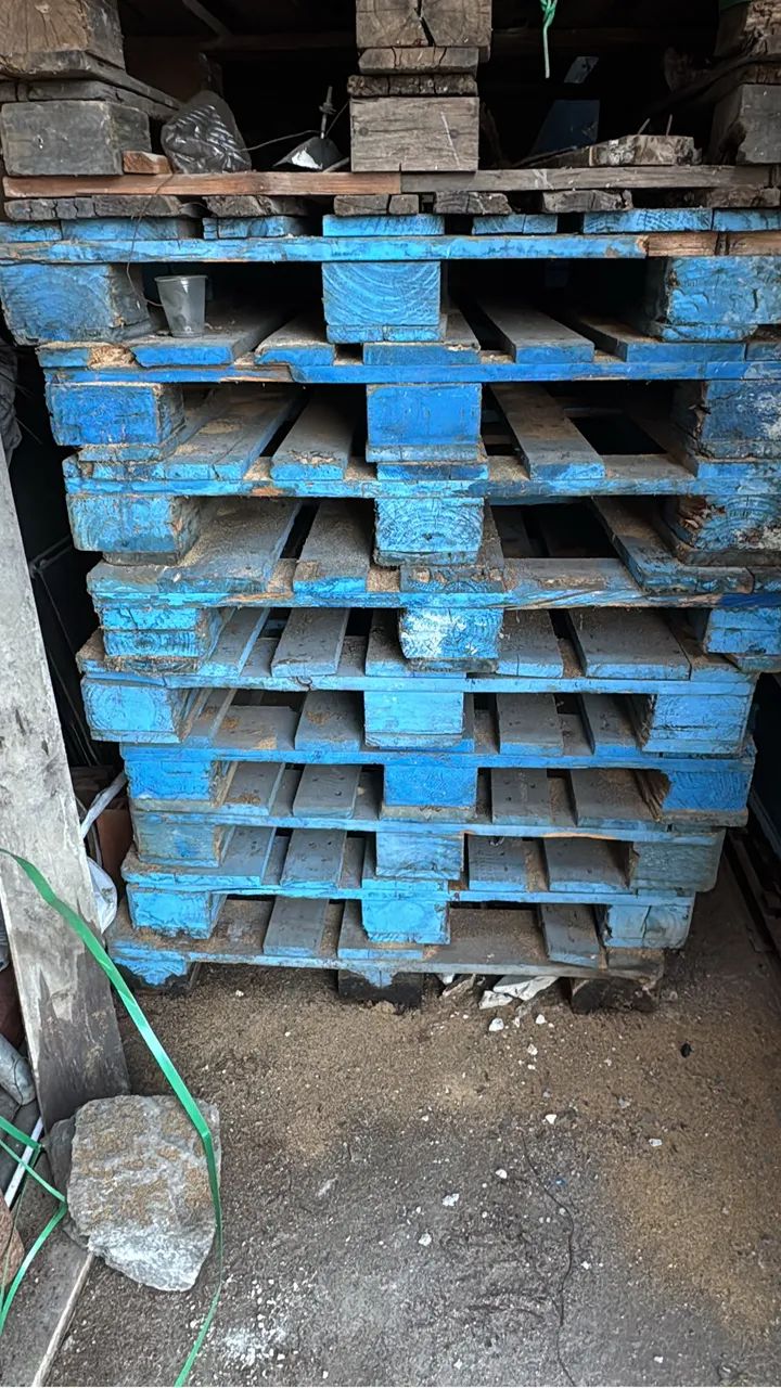 Vendo Lote 9 Paletes CHEP