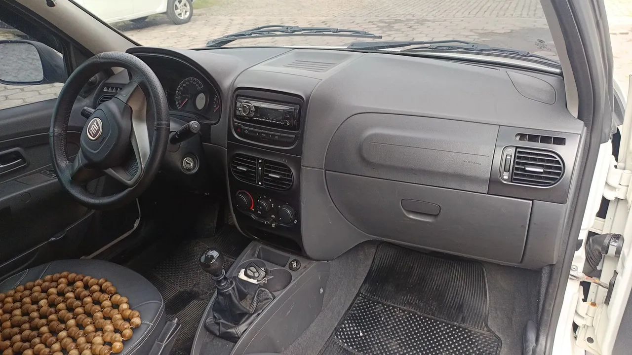 Fiat Strada Working Hard 1.4 Fire Flex 8V CD 2017 - Foto 5