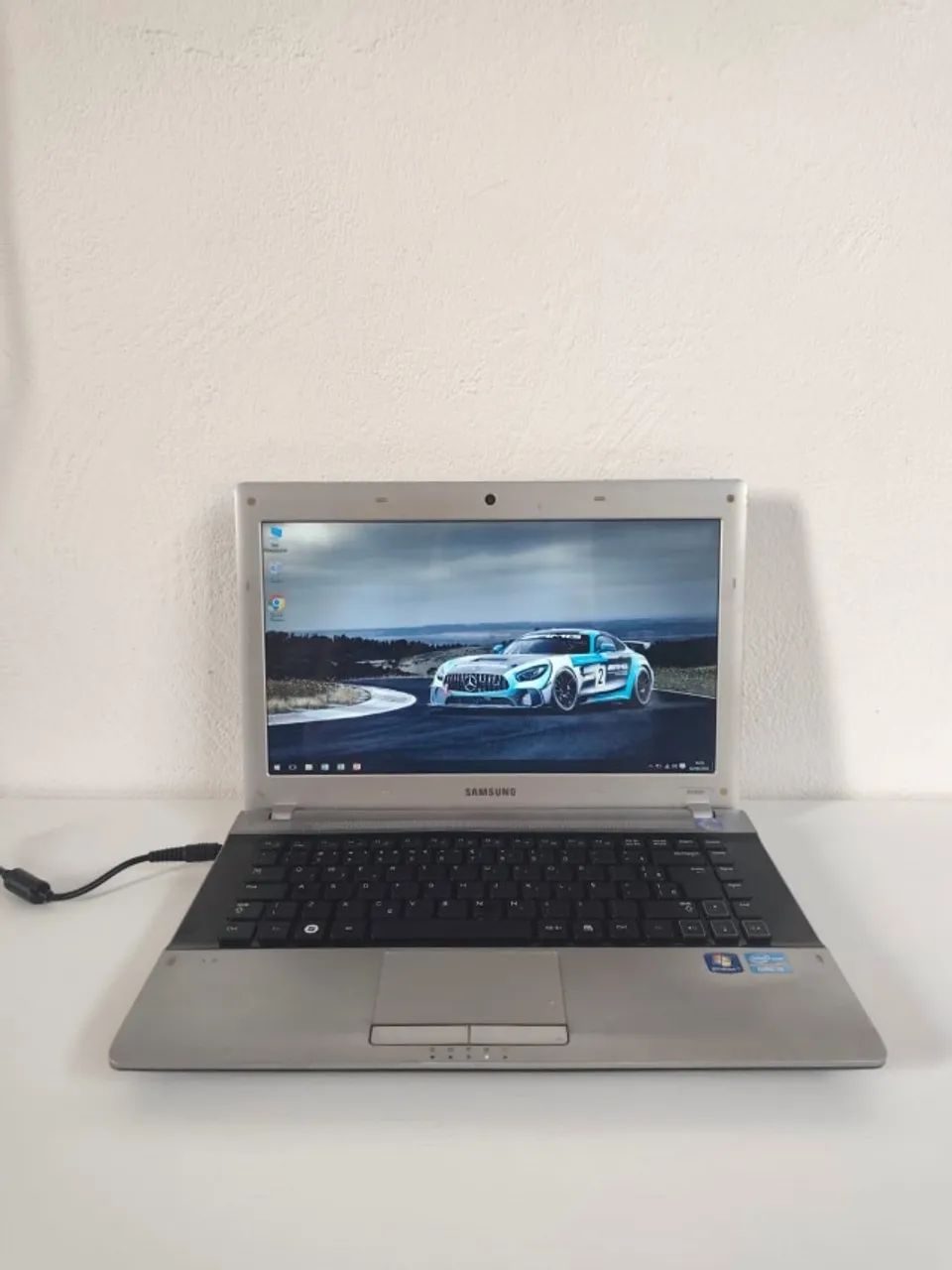 Notebook Core i3 - TOP - Com Carregador