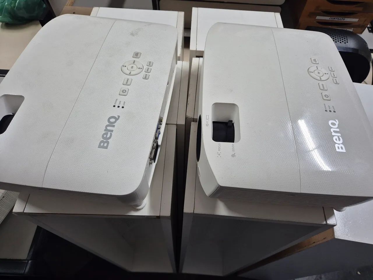 04 projetores benq em ótimo estado com teclado e mouse sem fio - Foto 2