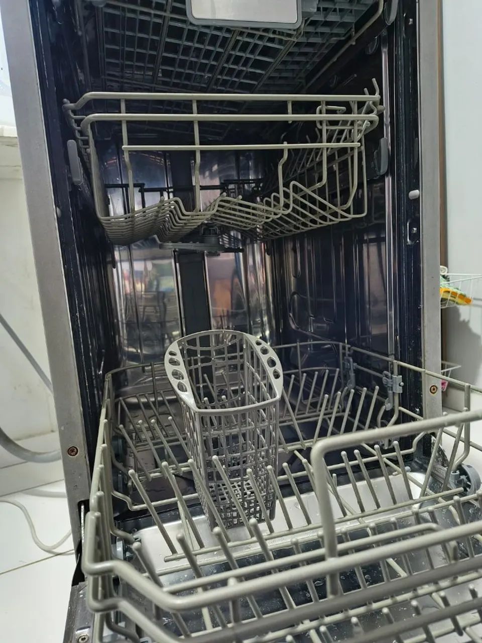 Lava louças Eletrolux 10 serviços - Usada - Foto 4