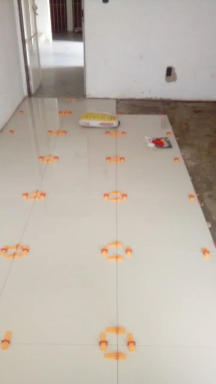 Porcelanato aplicação profissional 