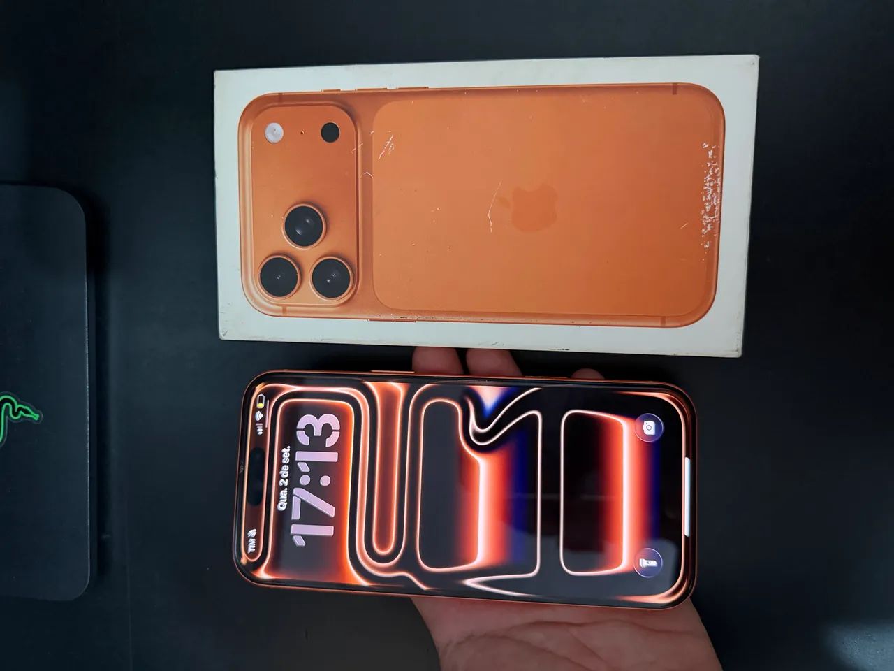 iPhone 17 pro max laranja 