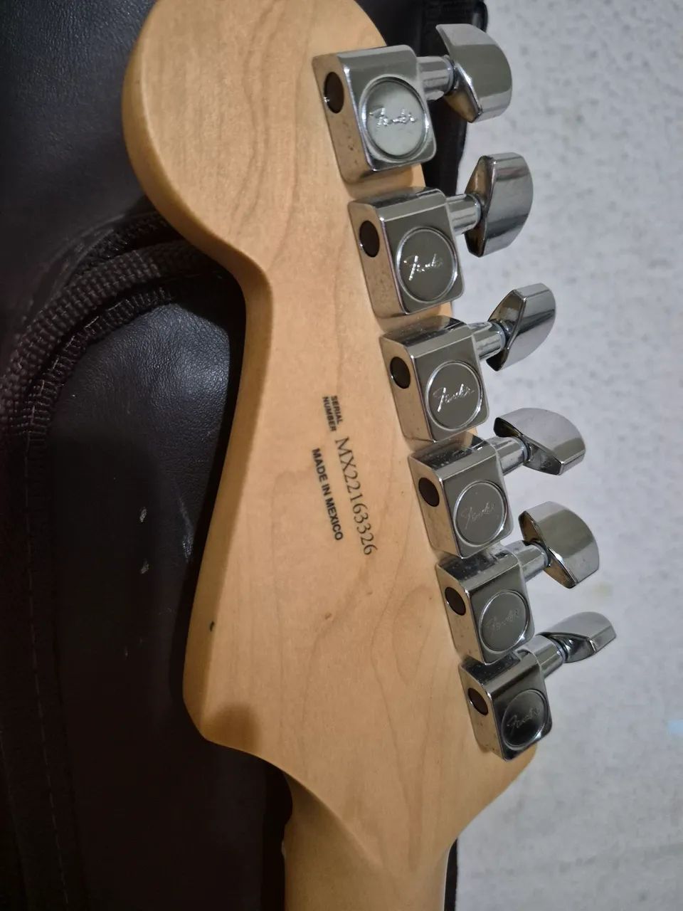 FENDER STRATOCASTER - Foto 3
