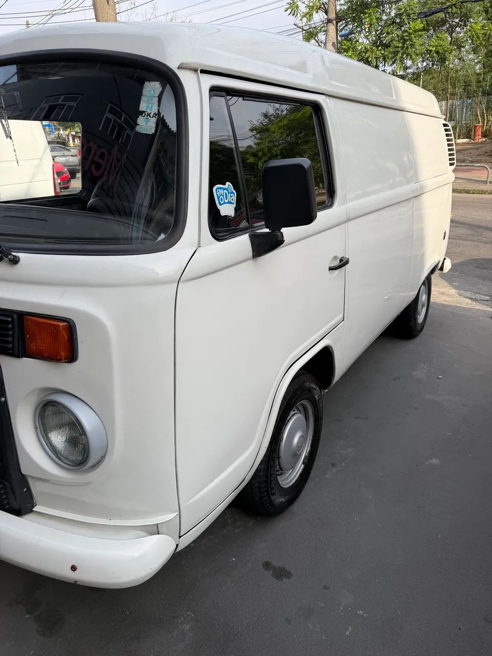 Volkswagen Kombi Kombi Furgão 1.4 Mi Total Flex 8V 2014