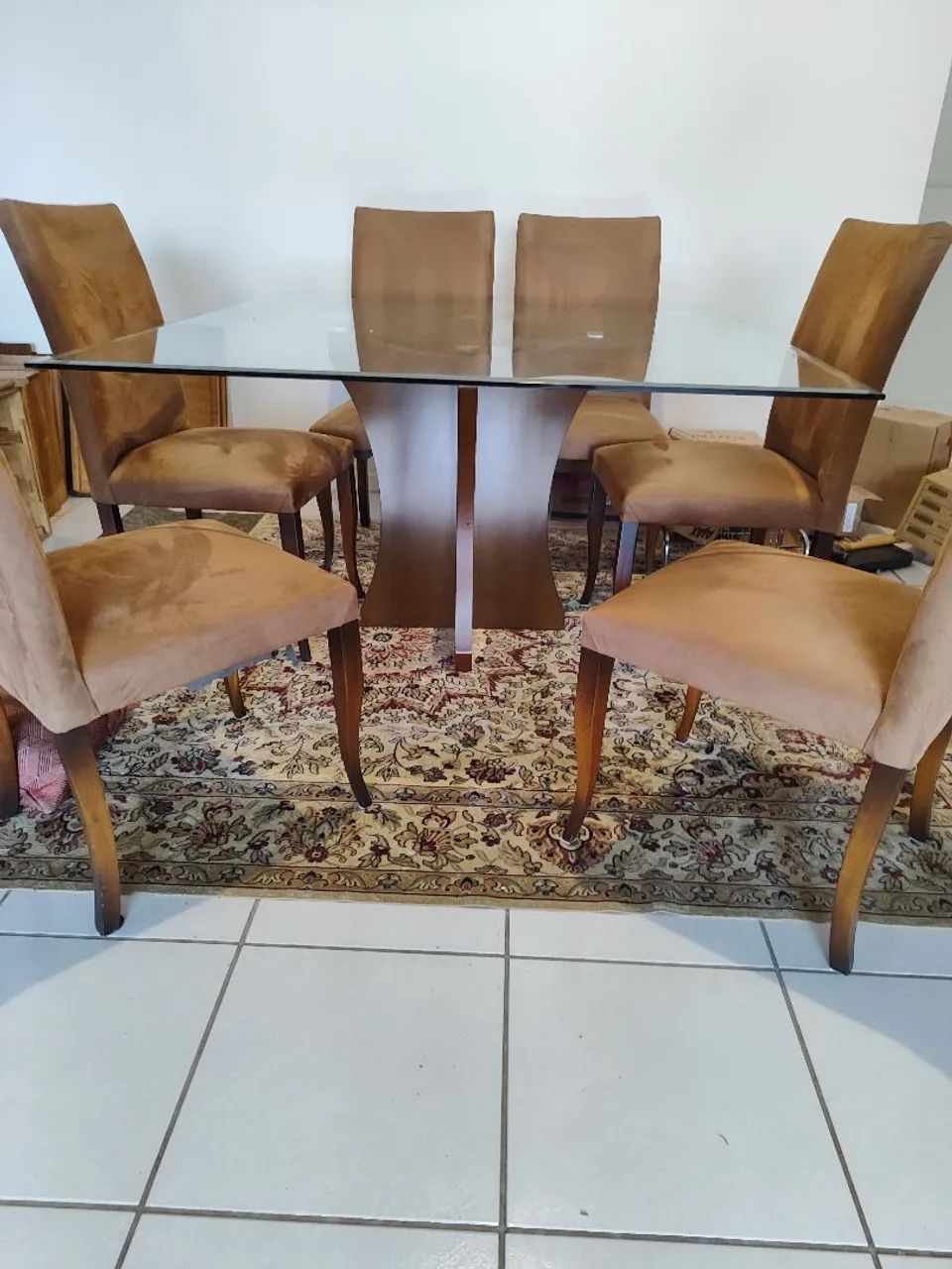 Mesa de jantar tampo de vidro marca Sierra  - Foto 2