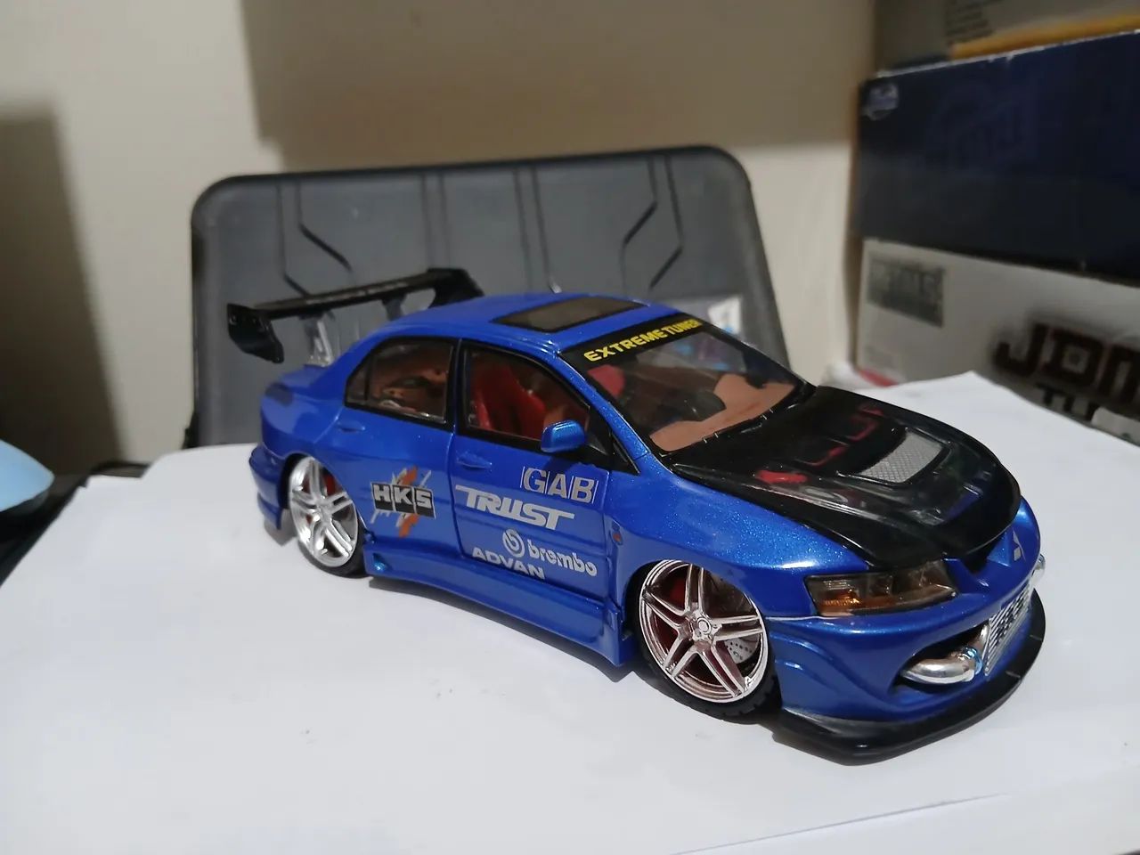 Miniatura lancer 1/24 kentoys 