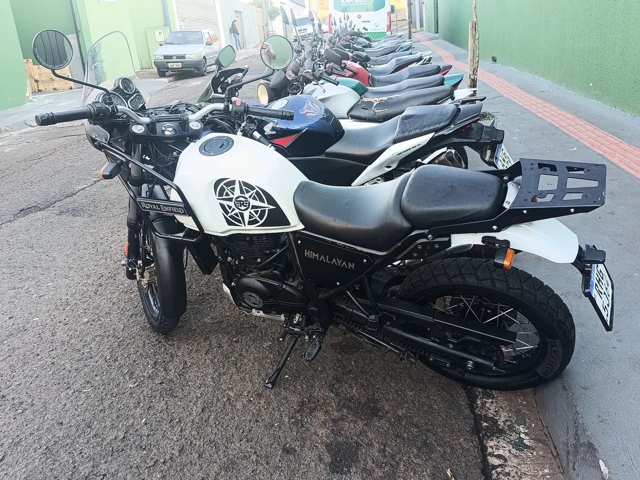 Himalayan 411 - Foto 2