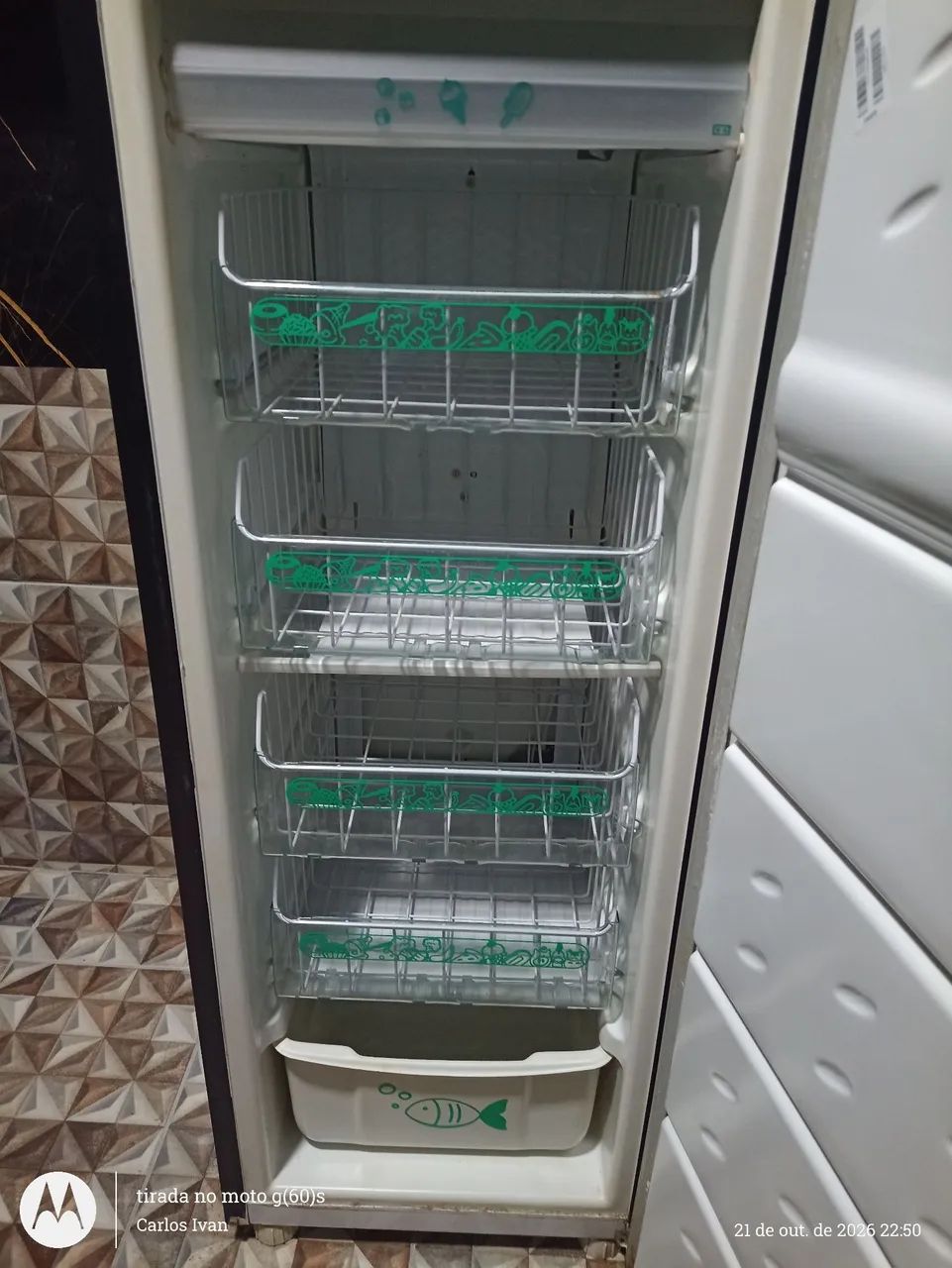 Desapego de freezer vertical  - Foto 3