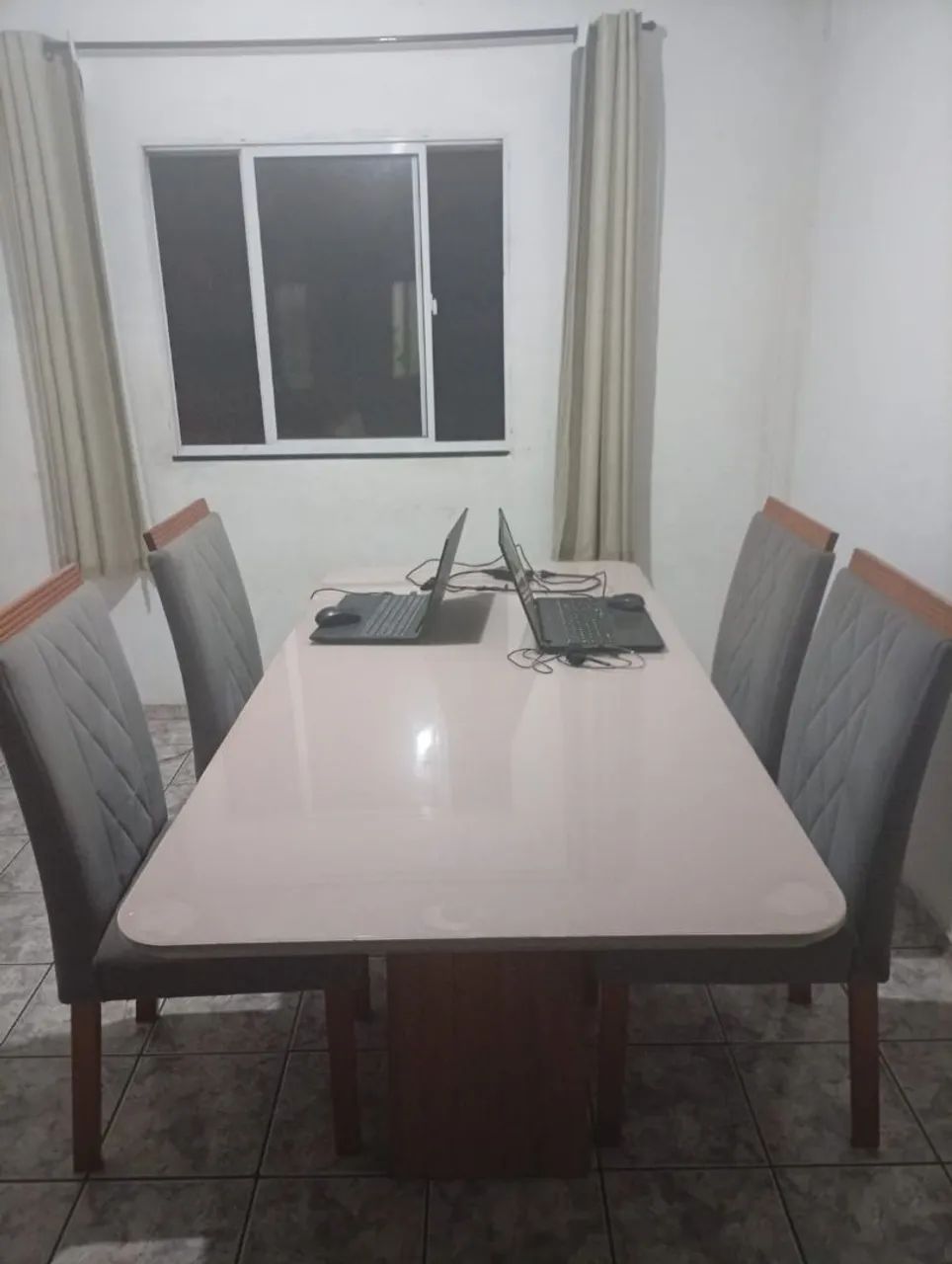 Mesa de jantar 