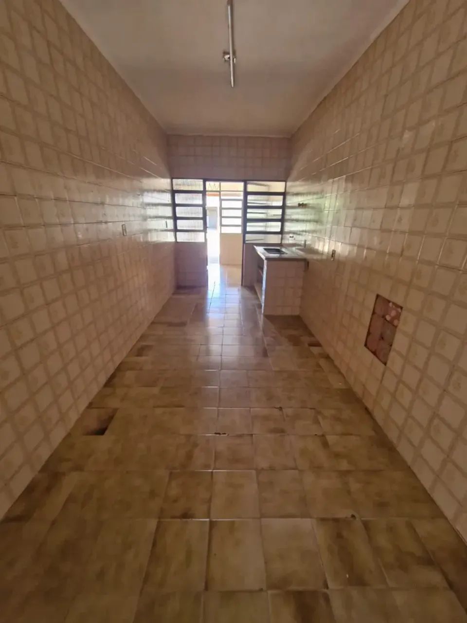 André Belo Imóveis vende ou Aluga casa Comercial/Residencial com pátio e loja no Bairro Sa - Foto 7