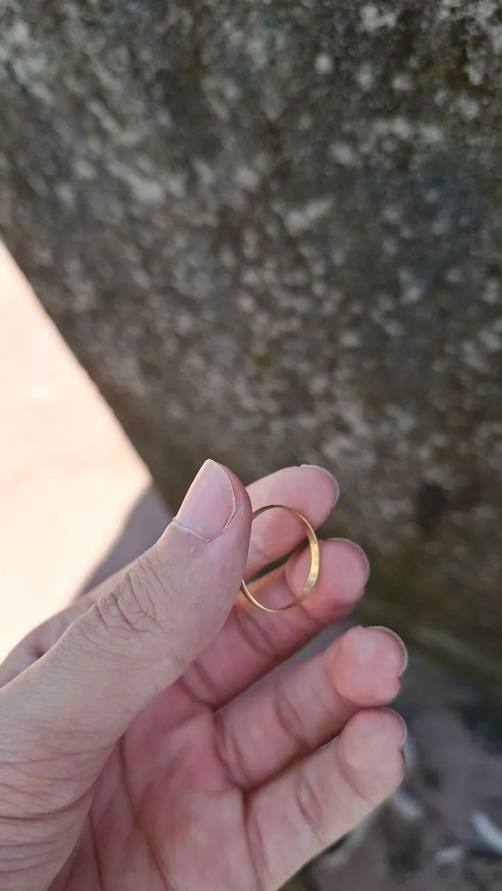 Vendo Aliança Brünet Ouro 18K - Foto 4