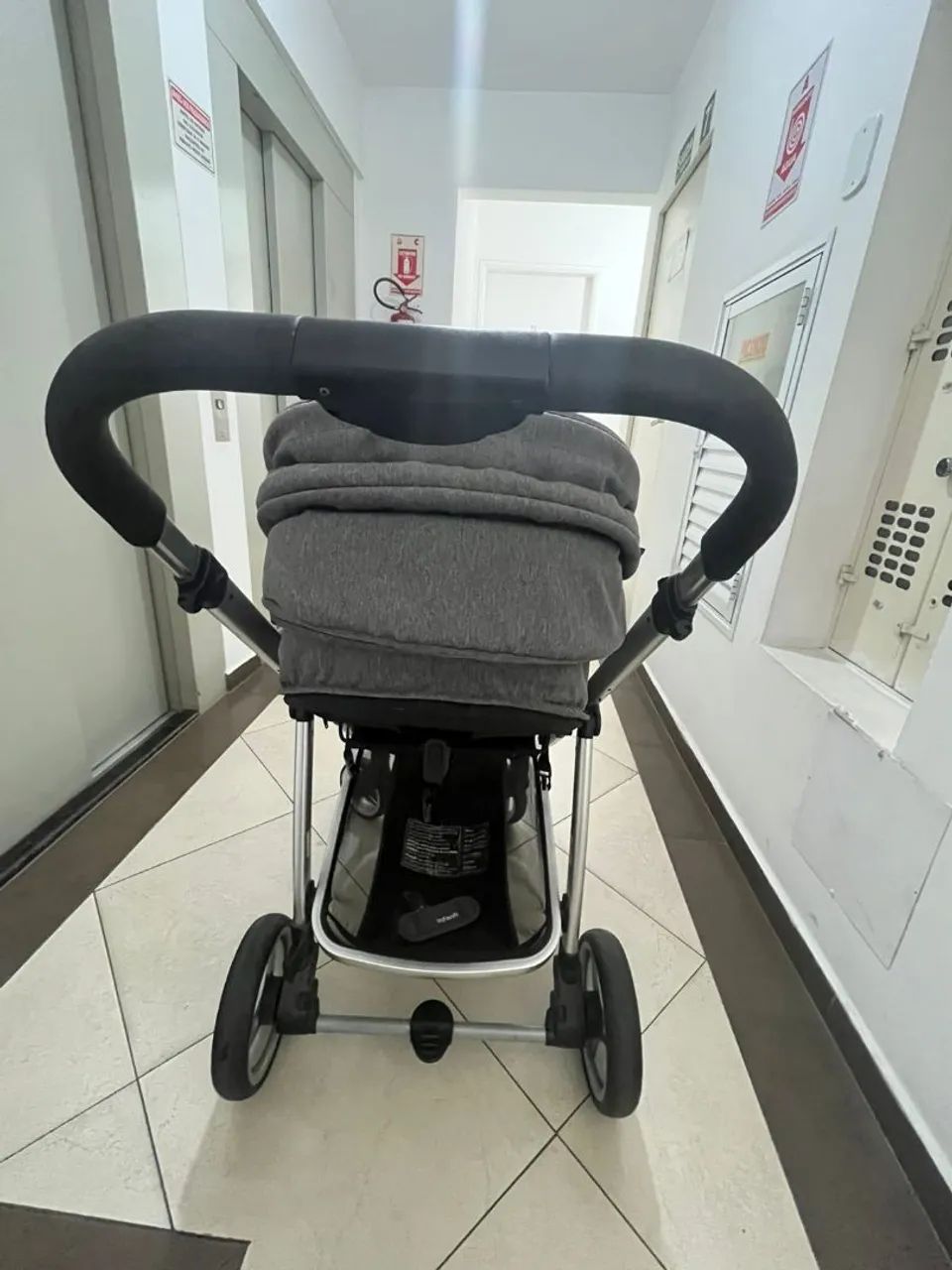 Carrinho de bebê + Bebê conforto  - Foto 5