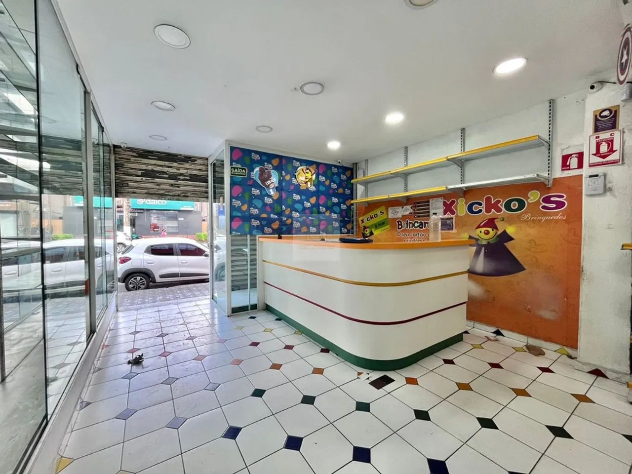 LOJA PRONTA NA PEDRO LESSA (100m²): Com Móveis, Ar e Câmeras | Só Trazer seu Estoque!