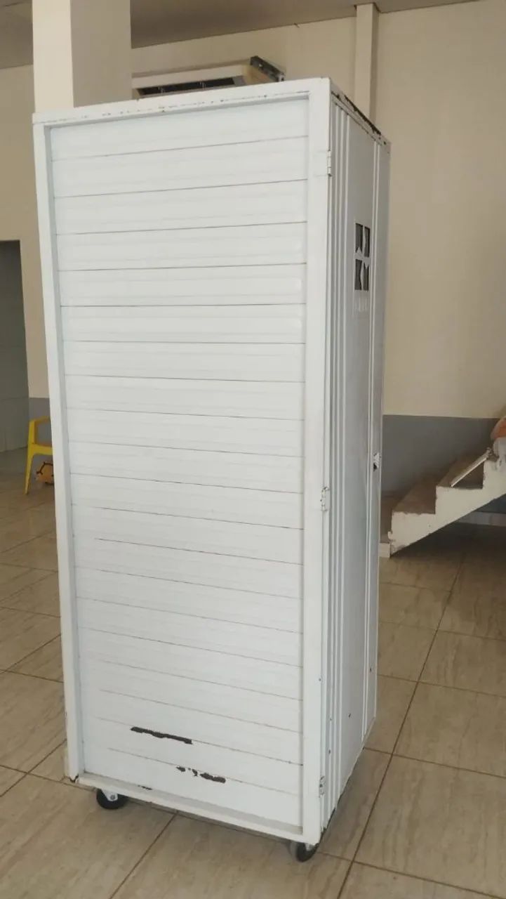 Vende-se armário de padaria  - Foto 2