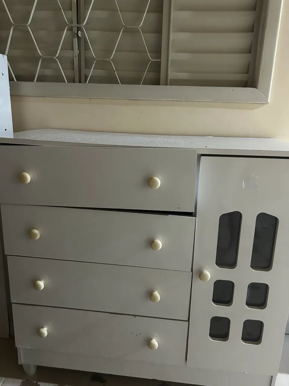 Cômoda infantil 