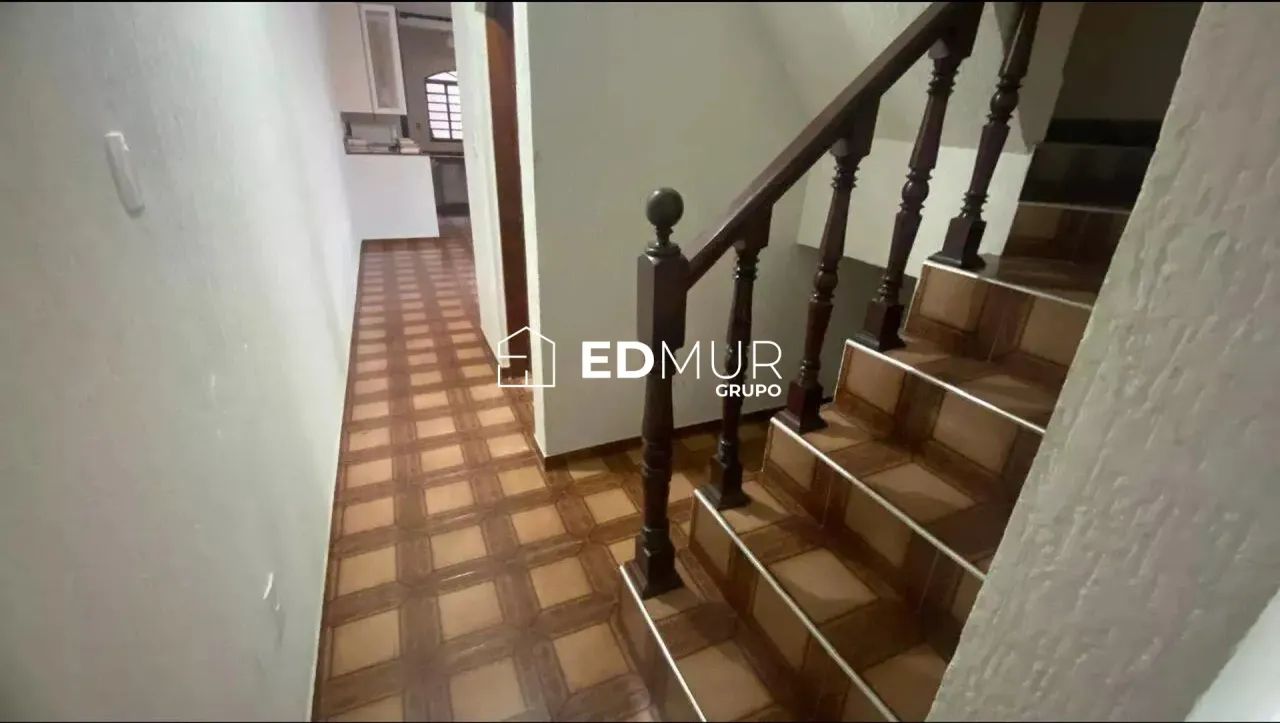 SOBRADO para EM BREVE com 244m² no bairro Parque Gerassi com 3 quartos e 2 vagas. Santo An - Foto 2