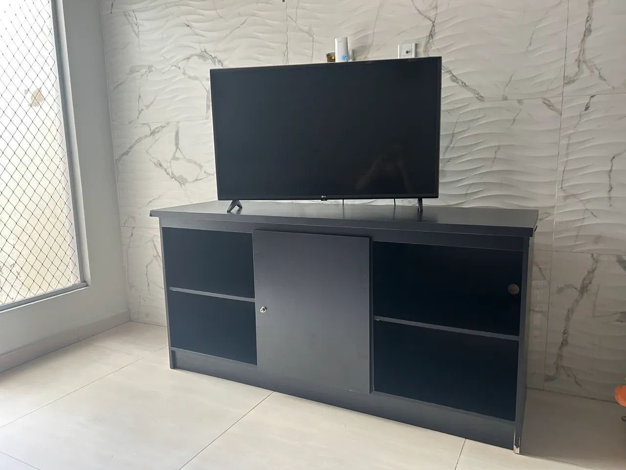Rack para sala ou escritório em MDF