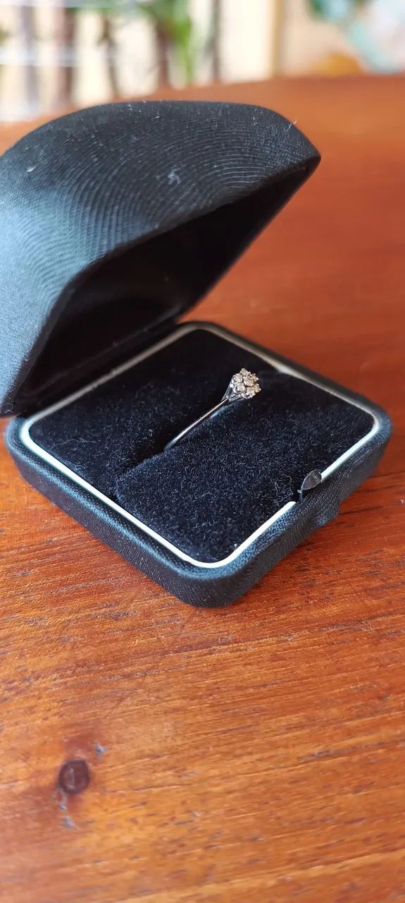 Anel ouro branco 18 k com chuveirinho de brilhantes  - Foto 2