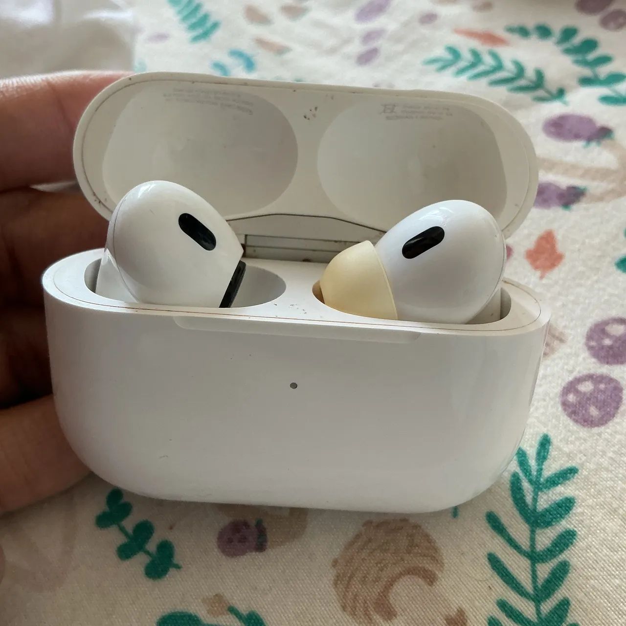 AirPods Pro - Apple usado  - Foto 4