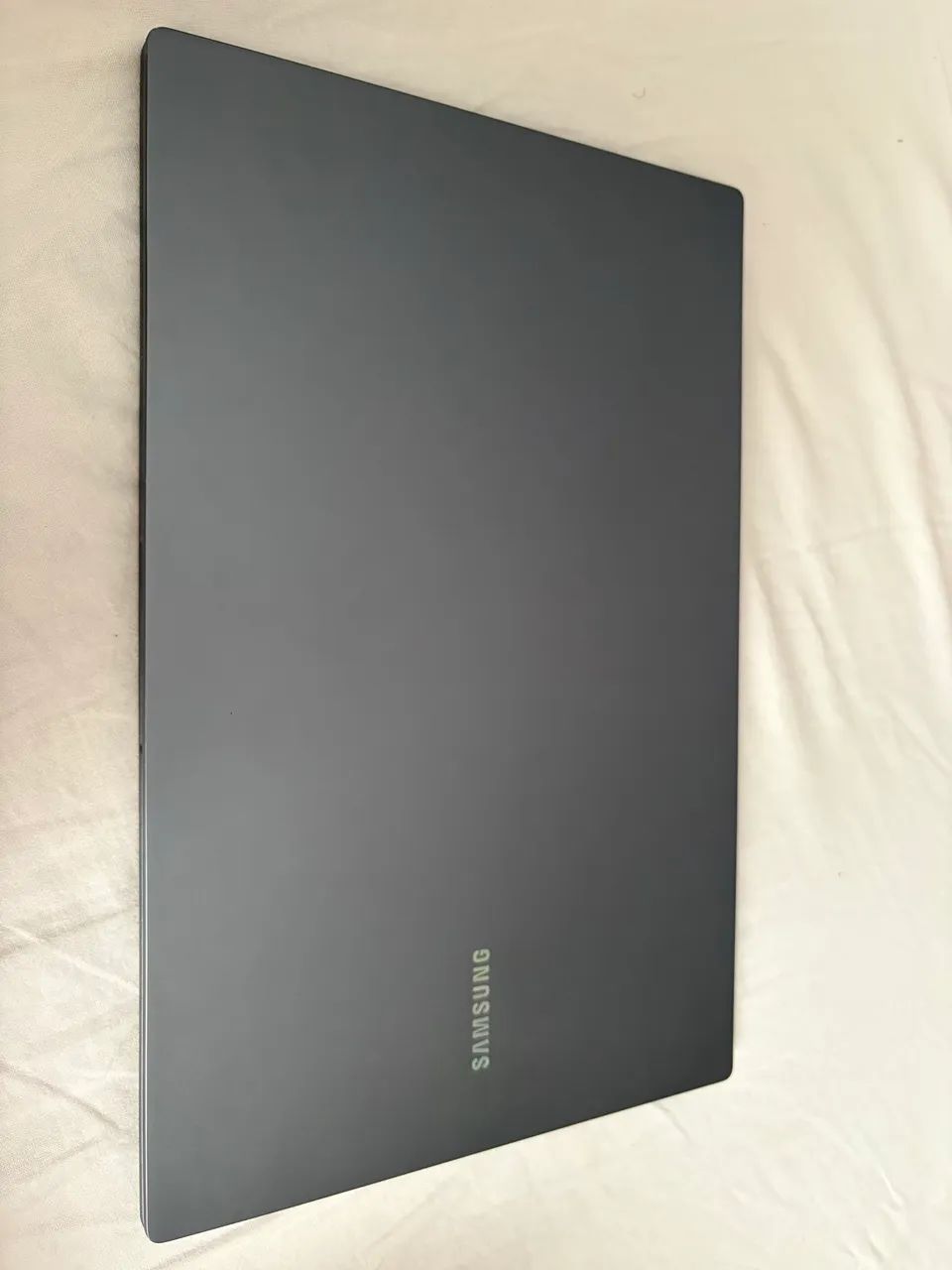 Galaxy book 4 mx570