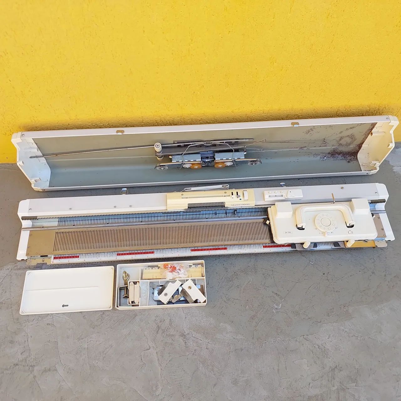 Máquina de tricô  - Foto 4