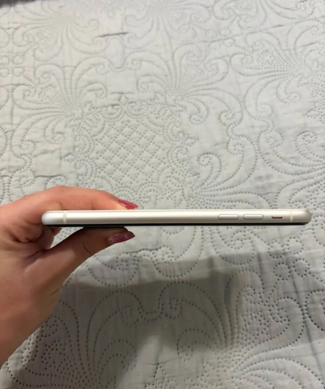 Iphone 11 branco perfeito  - Foto 4